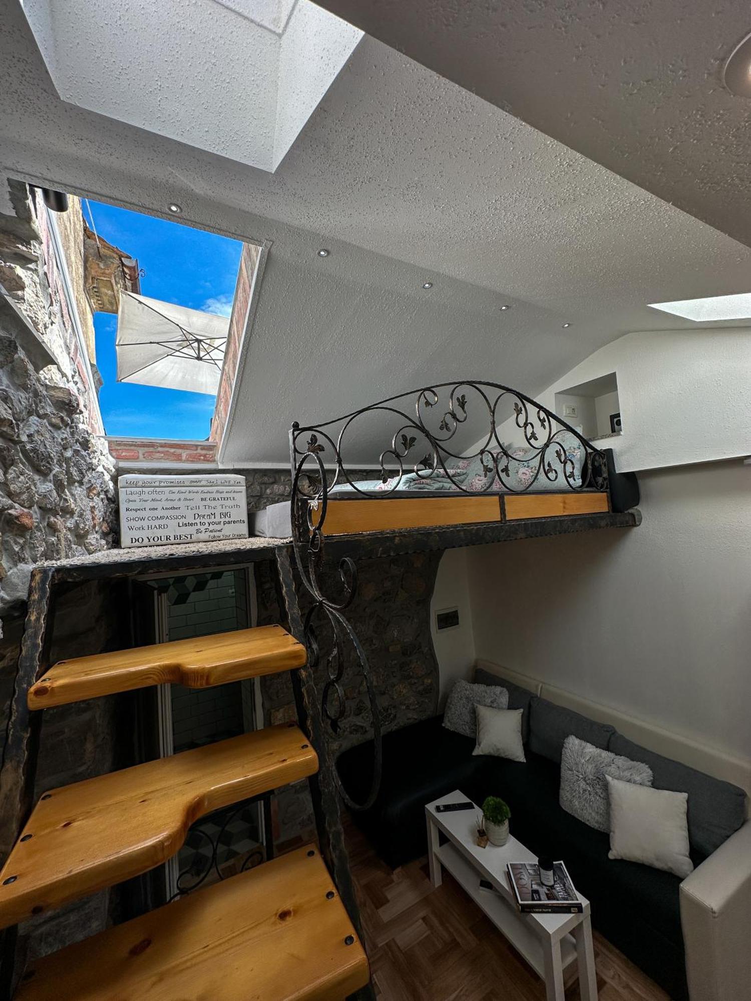 Villa Volos Apartment Karmen With Roof Terrace, Sea View, Free Private Parking Opatija Dış mekan fotoğraf